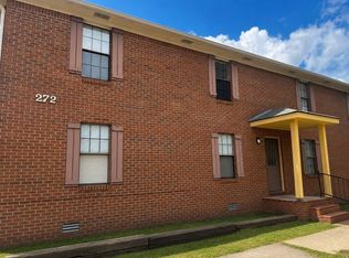 272 Moize Cut Off Rd APT C, Jackson, TN 38305