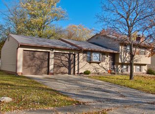 10346 E Starview Dr, Indianapolis, IN