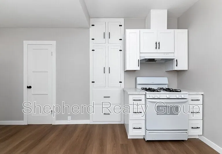3342 Eucalyptus Ave — Photo 8