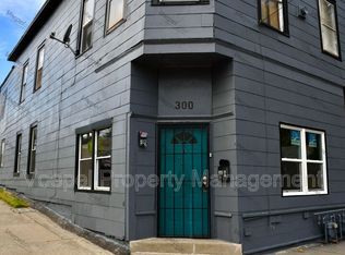 300 N White Ave UNIT C, Kansas City, MO 64123