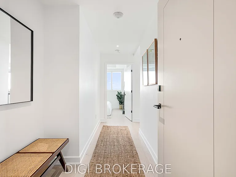 560 Rideau St #606 — Photo 6
