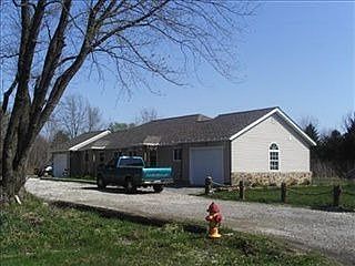 2nd image of 3298 Mill St