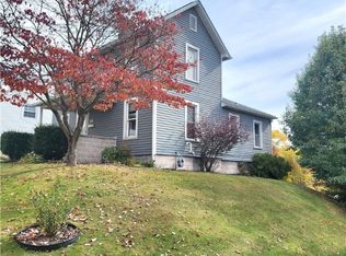1609 Orchard St, Coshocton, OH