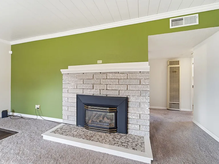 4741 Fleming Way — Photo 11