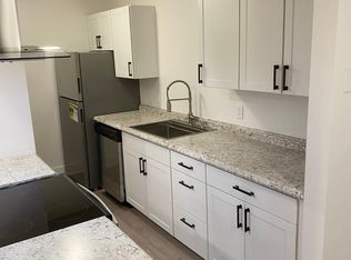 5062 Amy Dr #8, Portage, MI 49002