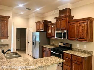 3992 Old Omen Rd, Tyler, TX 75707