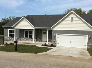 33 Big Oak Dr, Saint Peters, MO