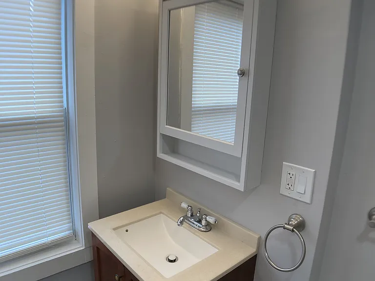 20 G St — Photo 14
