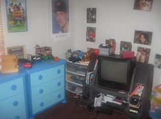 28 Thomas Ln, Edgemere, MD 21219