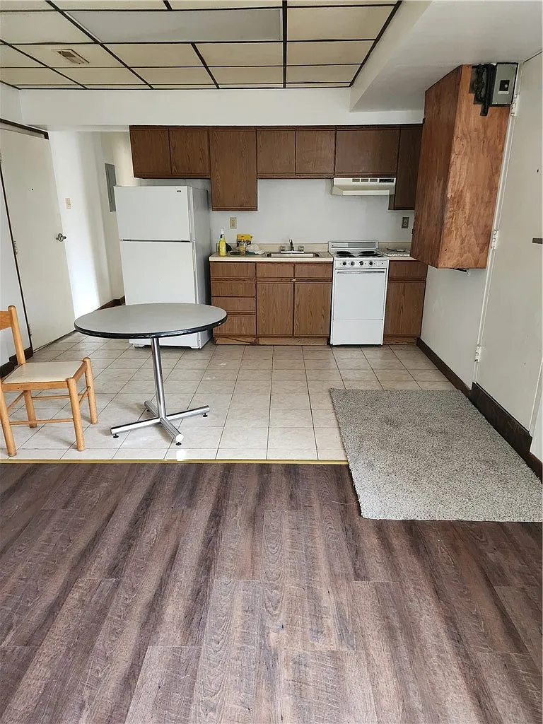 2 bed, $1,500 — Photo 2