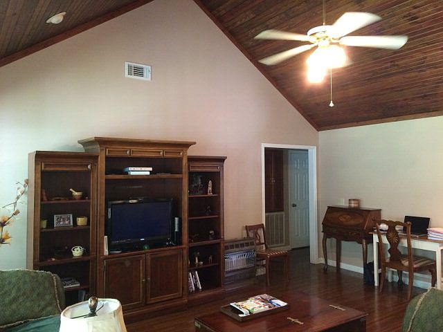 2nd image of 138 County Road 337