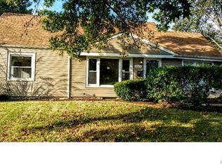7022 Circleview Dr, Saint Louis, MO