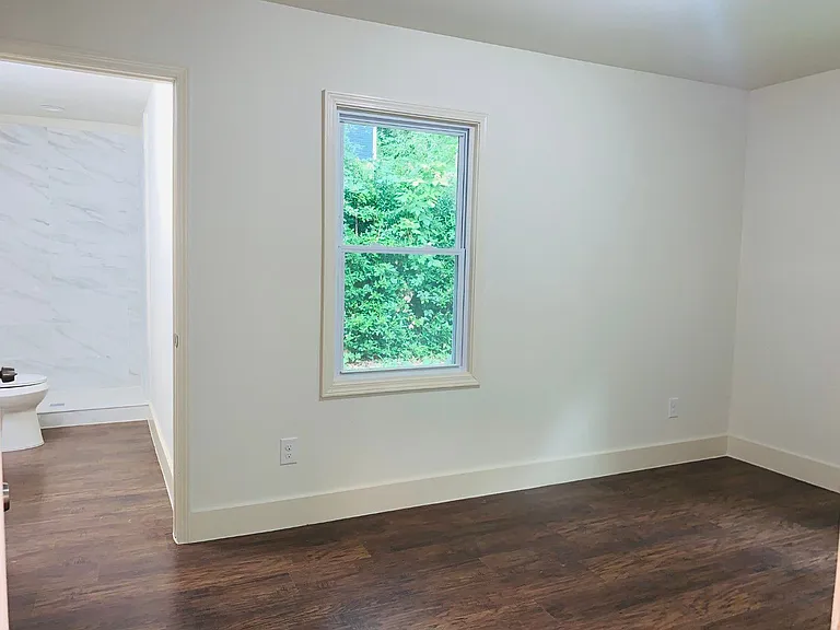 364 Brooks Ave SW — Photo 21