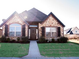 3211 SW Stonepoint Ave, Bentonville, AR 72712