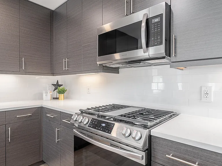 418 Palisade Ave #504 — Photo 11