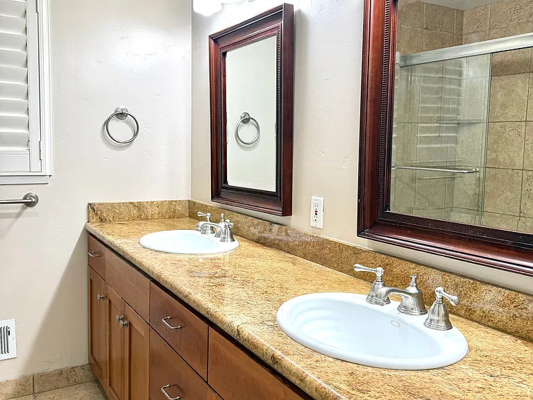 1261 San Fernando Dr — Photo 9