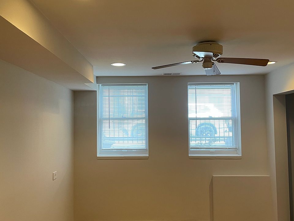 1st image of 2029 W Cortland St #G
