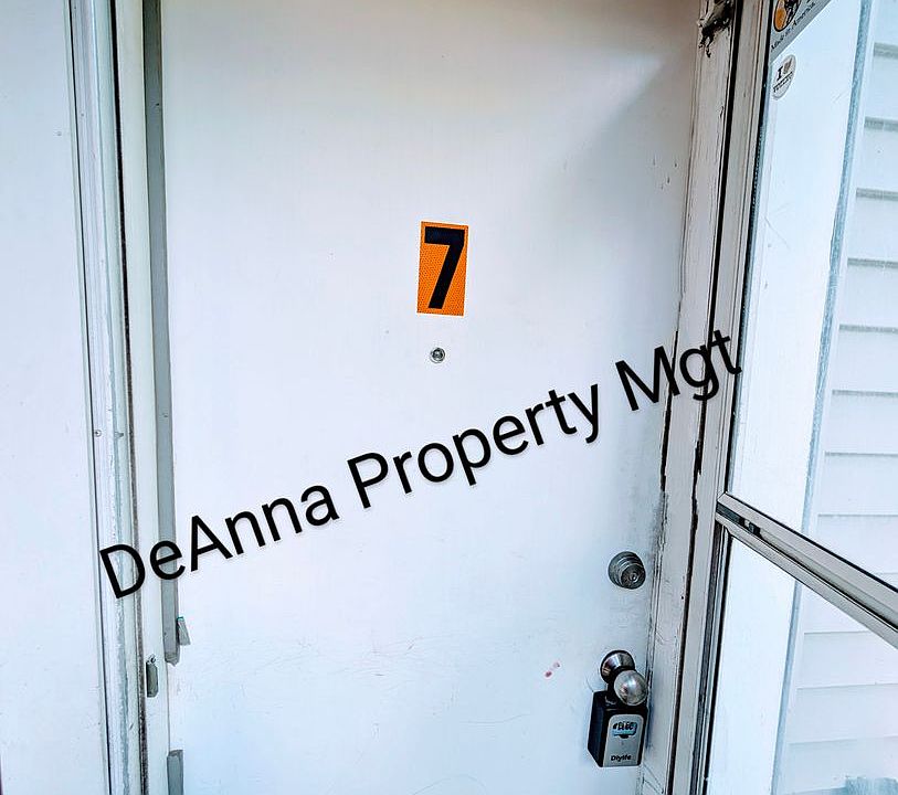 1st image of 1377 W 116th St APT 7