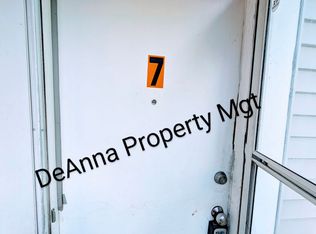 1377 W 116th St APT 7, Cleveland, OH 44102