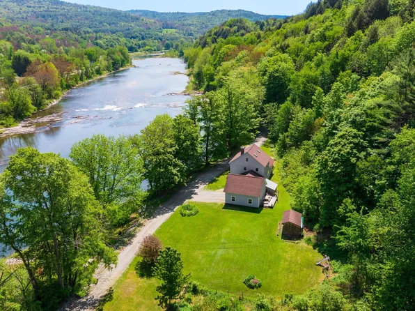 243 White River Lane, Pomfret, VT 05053