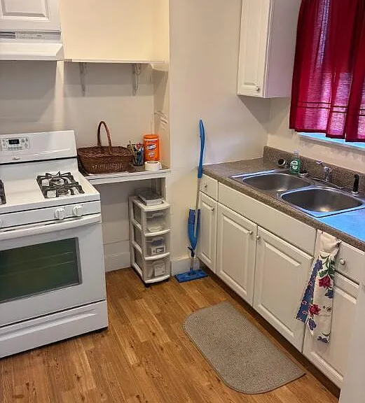 987 Providence Rd — Photo 3