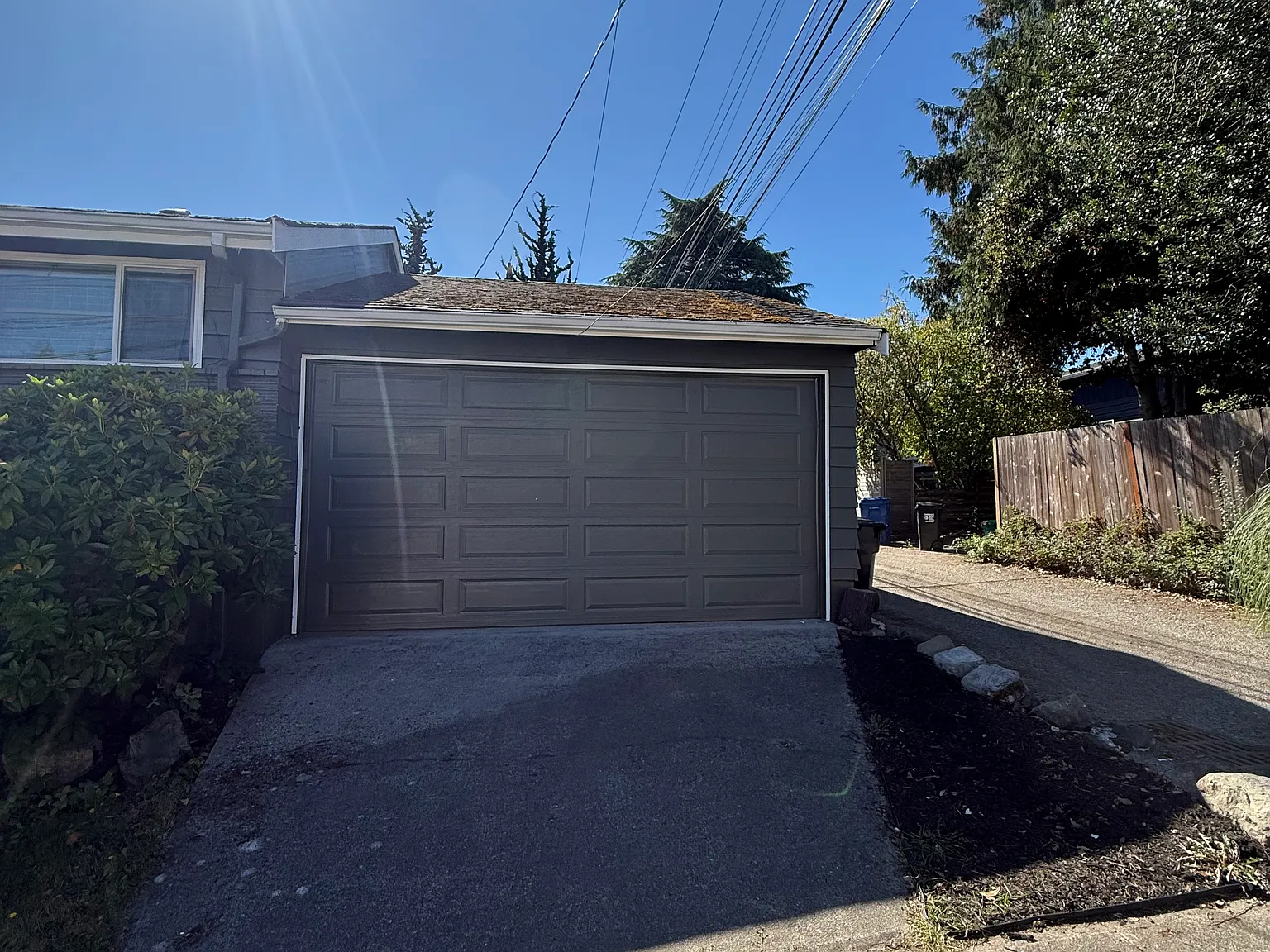 3 bed, 1350 sqft, $2,750 — Photo 3