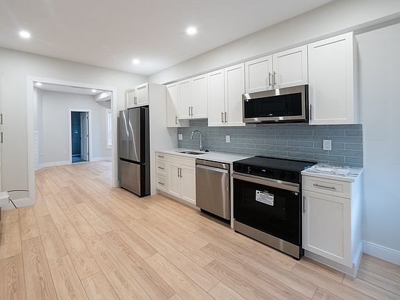 2nd image of 20 Winslow Rd #1