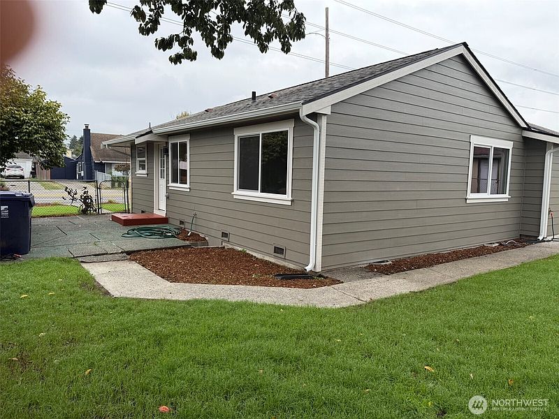 3rd image of 857 S 72nd Street