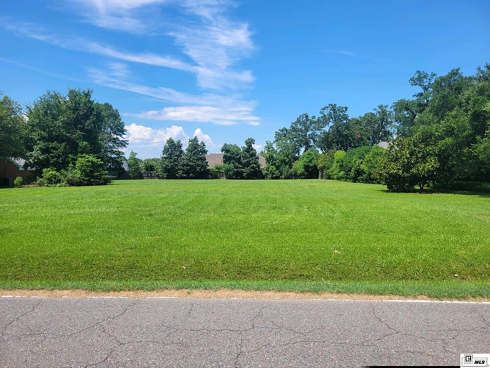 2nd image of 3803 Deborah Dr