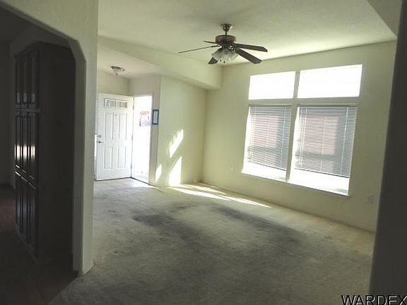 3rd image of 3298 Santana Loop