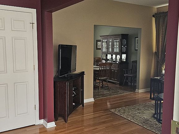 3rd image of 170 Providence Pike Unit 29