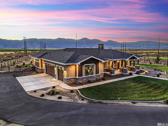 3rd image of 1703 Grandpeak Ct