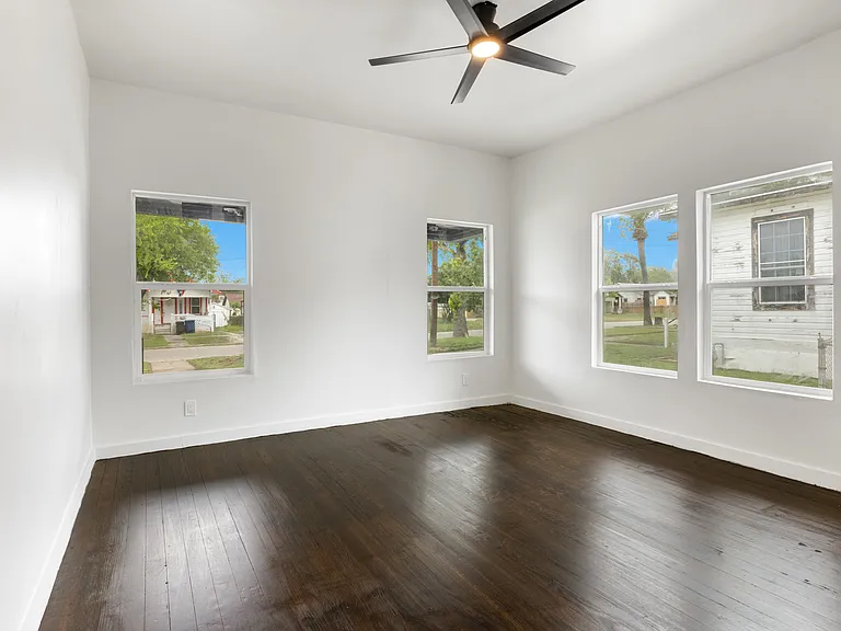 1144 Denver Blvd — Photo 11