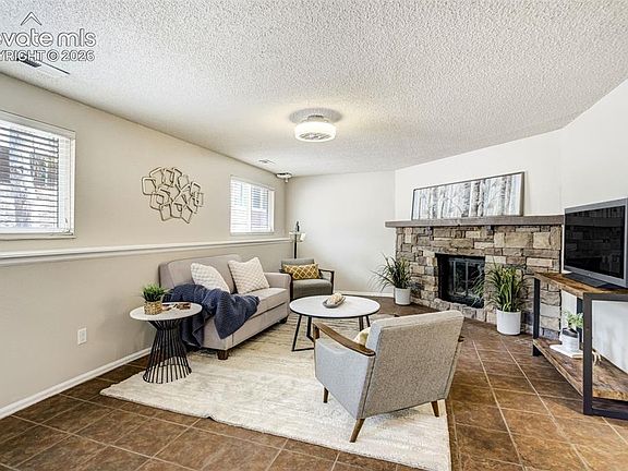 5th image of 2430 Ptarmigan Ln