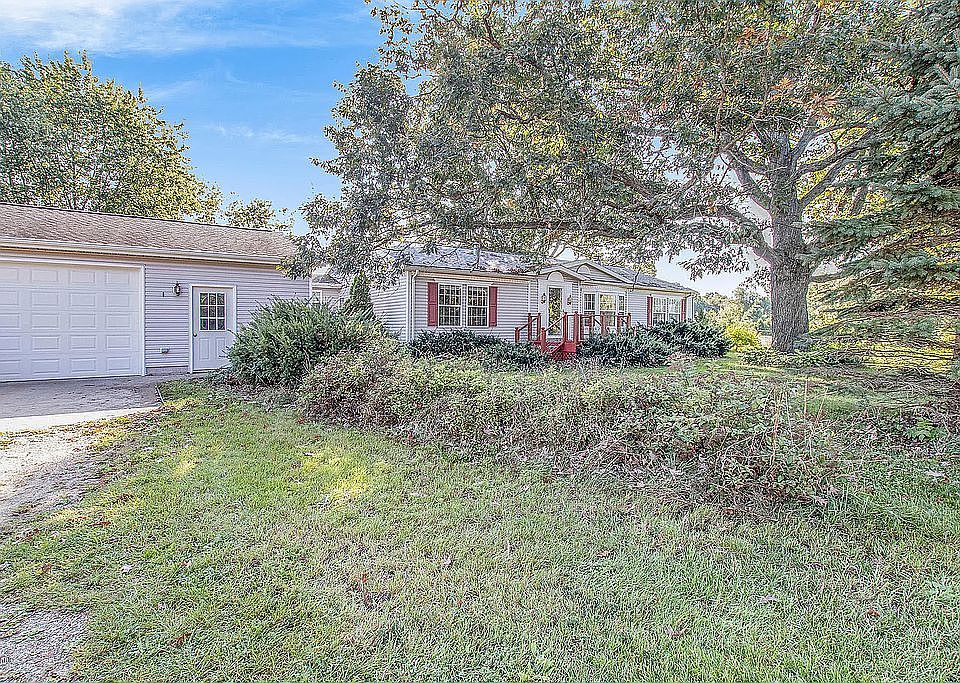 1st image of 10830 S Paw Paw Ave