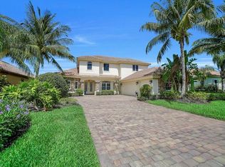 9792 Nickel Ridge Cir, Naples, FL 34120