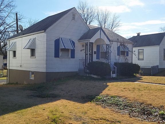 3rd image of 5744 Gaylord Dr