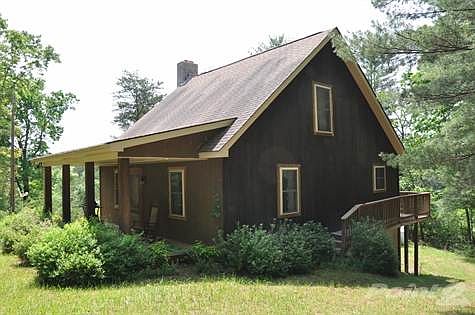 Lovely home in the woods