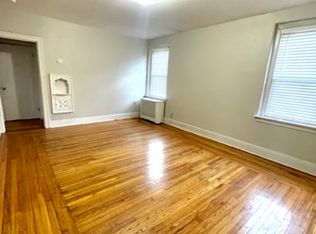 710 Savin Ave APT 4, West Haven, CT 06516