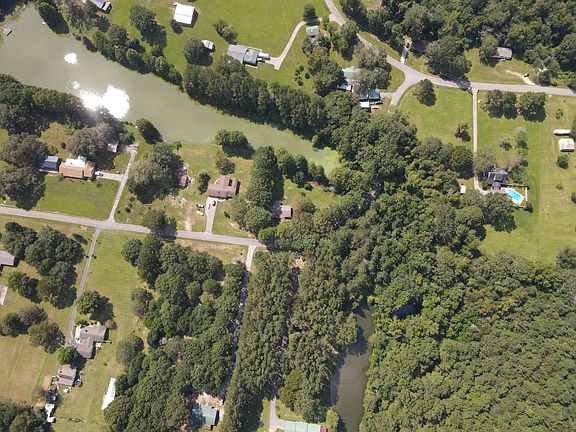 2nd image of 24 Dean Matthews Rd