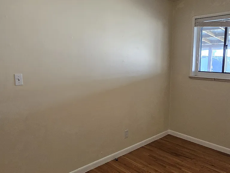 1383 Upham St — Photo 4