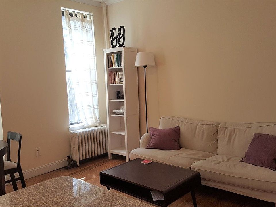 2nd image of 66 7th Ave APT 2