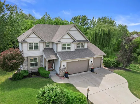 8061 South River LANE, Franklin, WI 53132