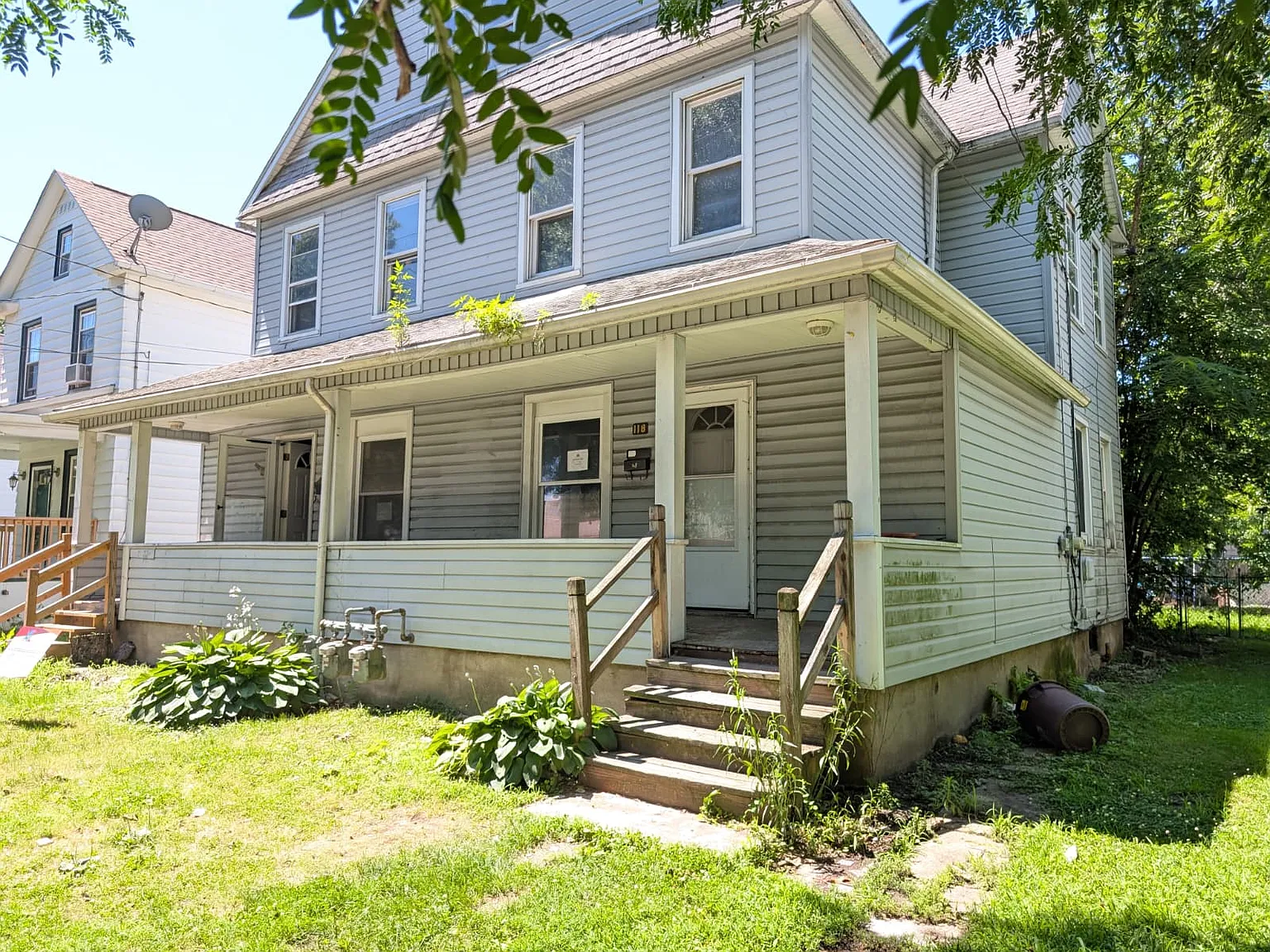 3 bed, $1,395 — Photo 2