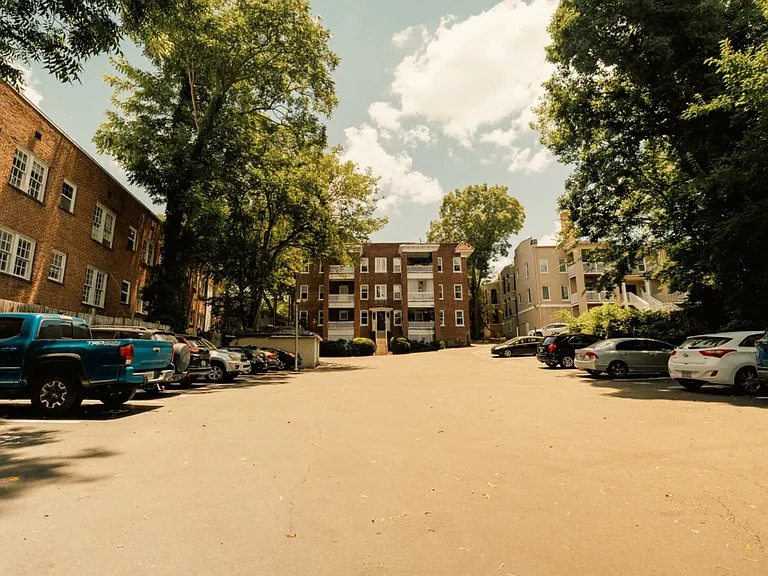 Briarcliff Rd NE — Photo 31