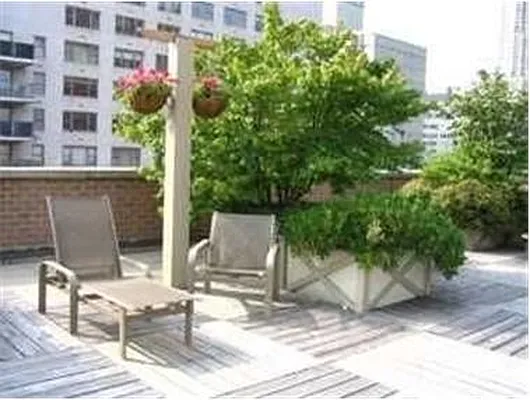 Sold by Douglas Elliman | media 25