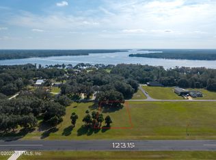 122 Temple Mound Rd, Crescent City, FL 32112
