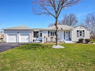 419 George Waterman Rd, Johnston, RI 02919