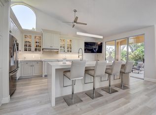 7660 Dorchester Rd, Boynton Beach, FL 33472