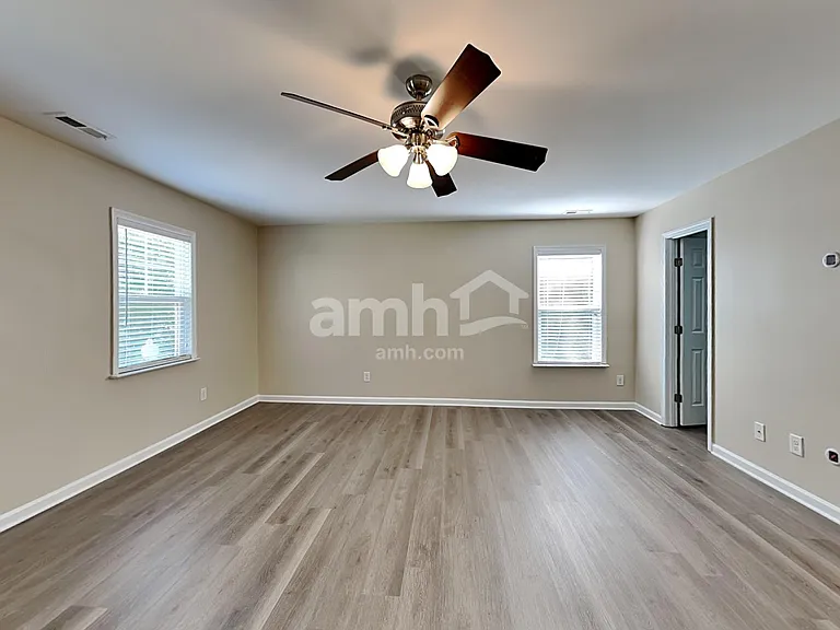 111 Chadford Pl — Photo 9